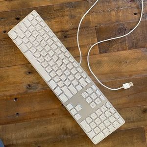 Apple USB keyboard